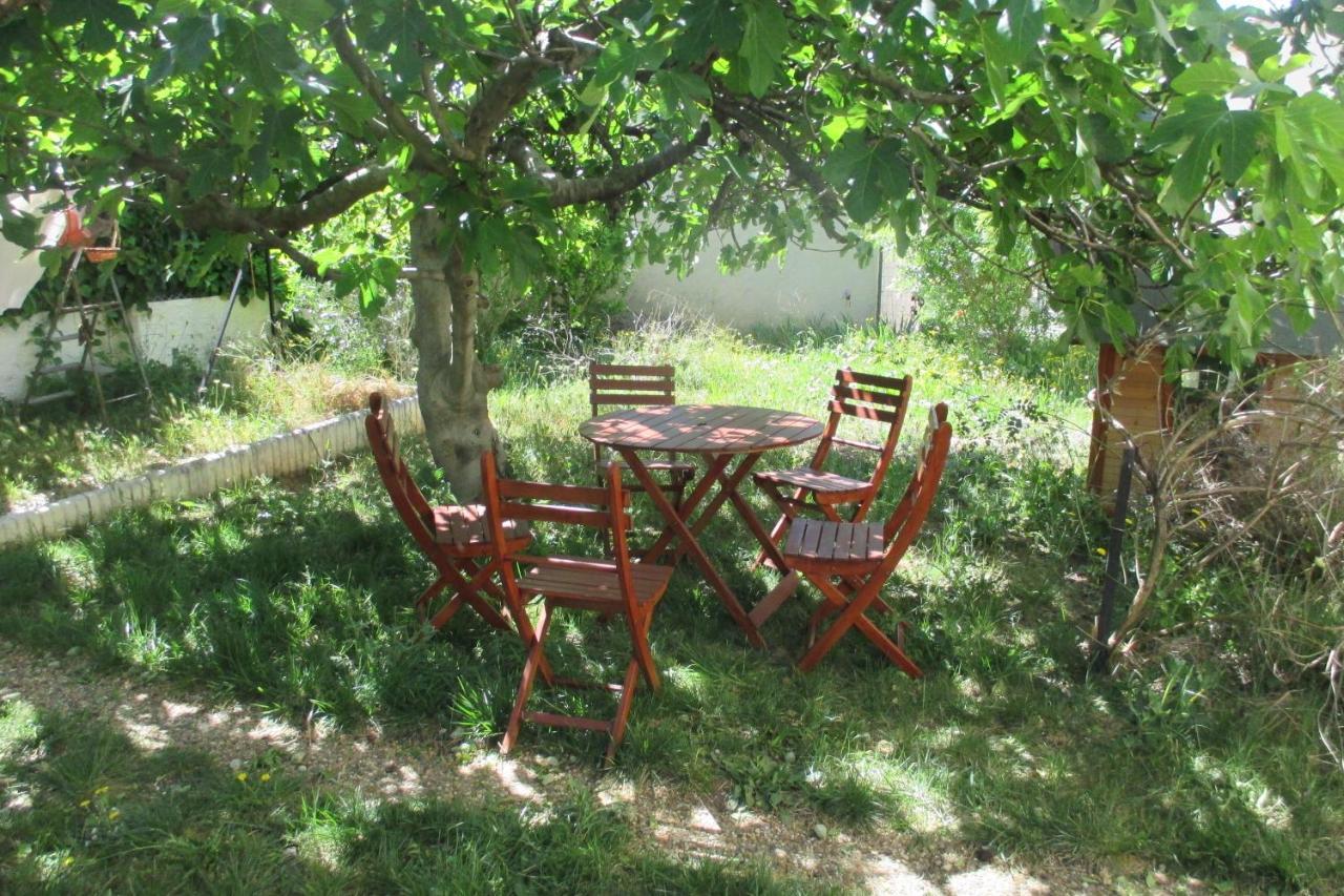 Les Pucines T2 Bas De Villa Six-Fours-les-Plages Quarto foto